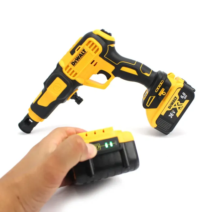 Акумуляторна ручна мийка DeWalt DCPW550B (36V, 6Ah, 26bar), АКБ мийка Деволт
